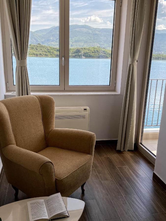 Apartments Maestral Tivat Exterior foto