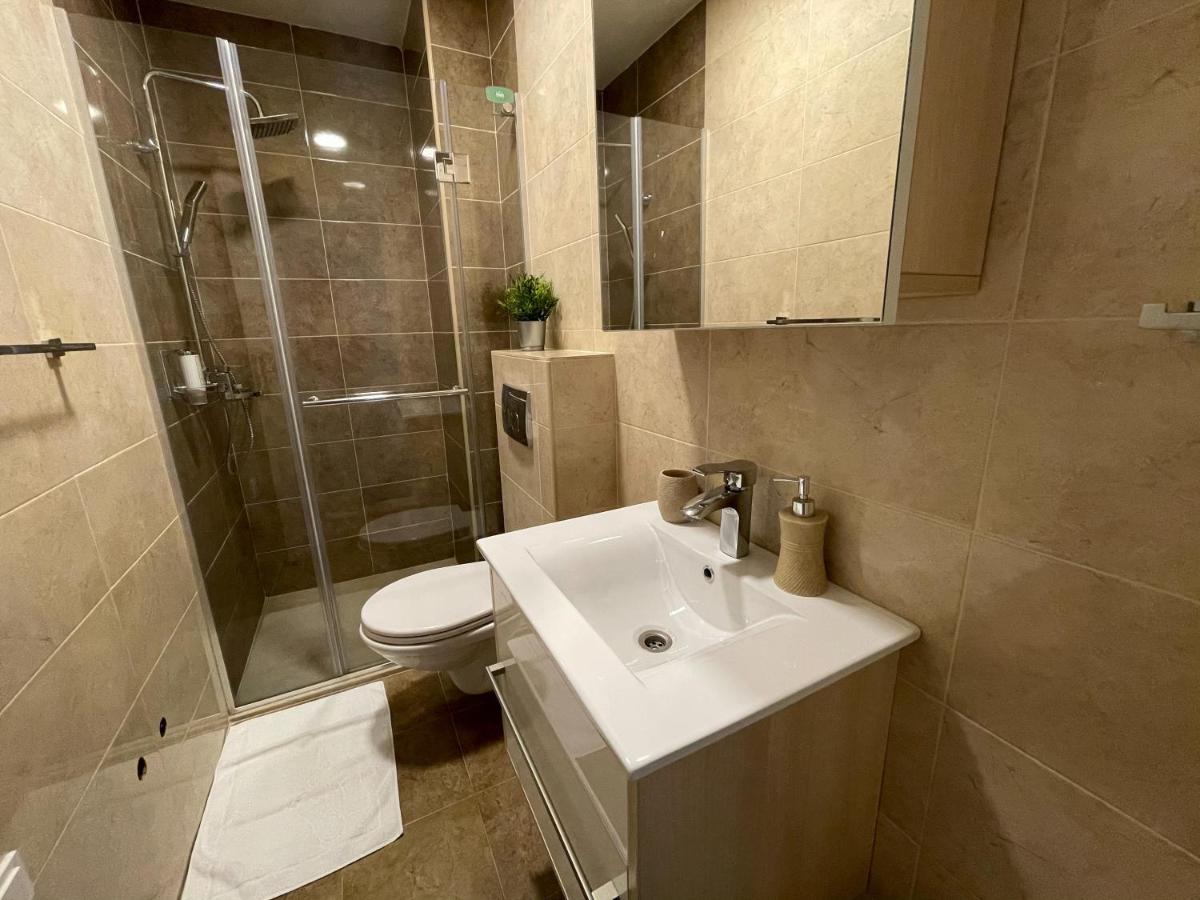 Apartments Maestral Tivat Exterior foto