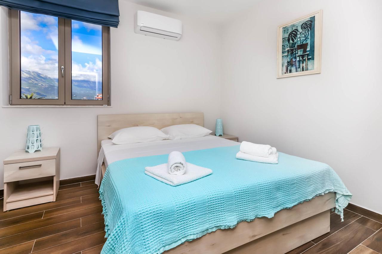 Apartments Maestral Tivat Exterior foto