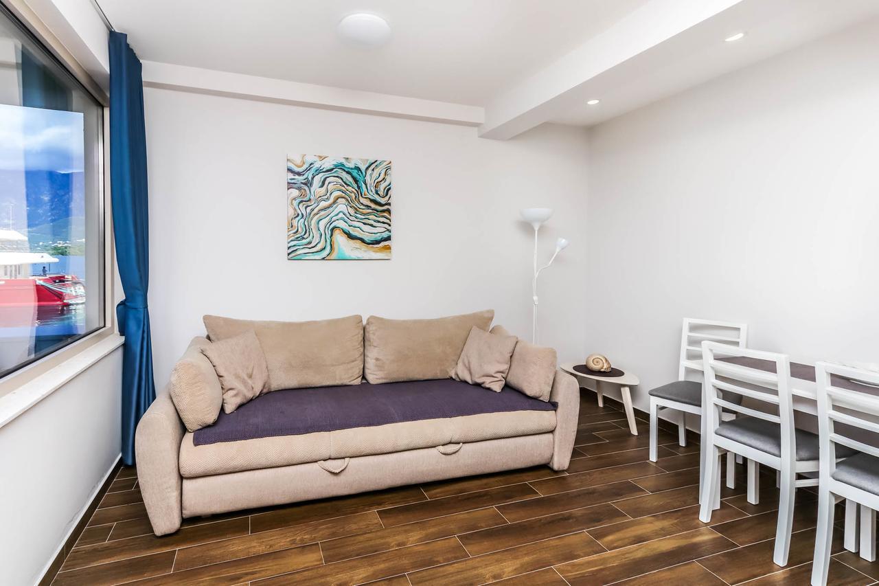 Apartments Maestral Tivat Exterior foto